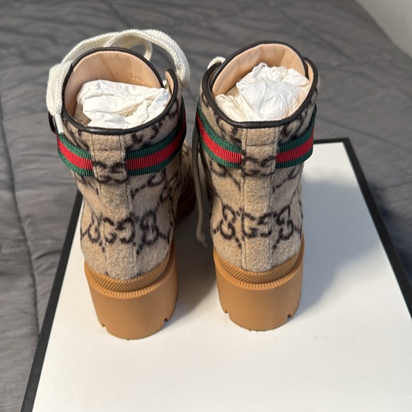 Authentic Gucci women wood boot size 7(37 us) - Picture 3 of 8